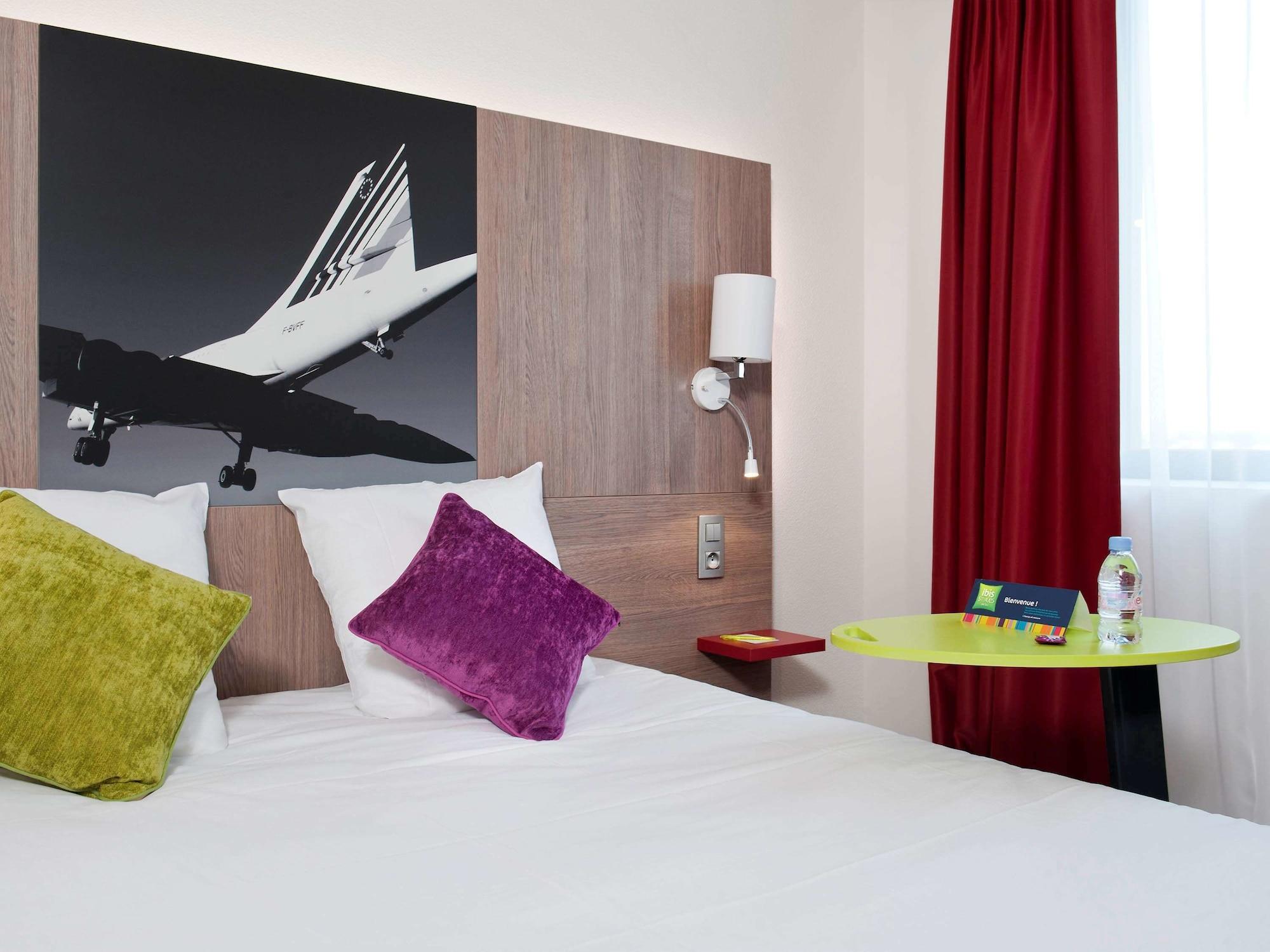 Ibis Styles Toulouse Cite Espace Exterior photo